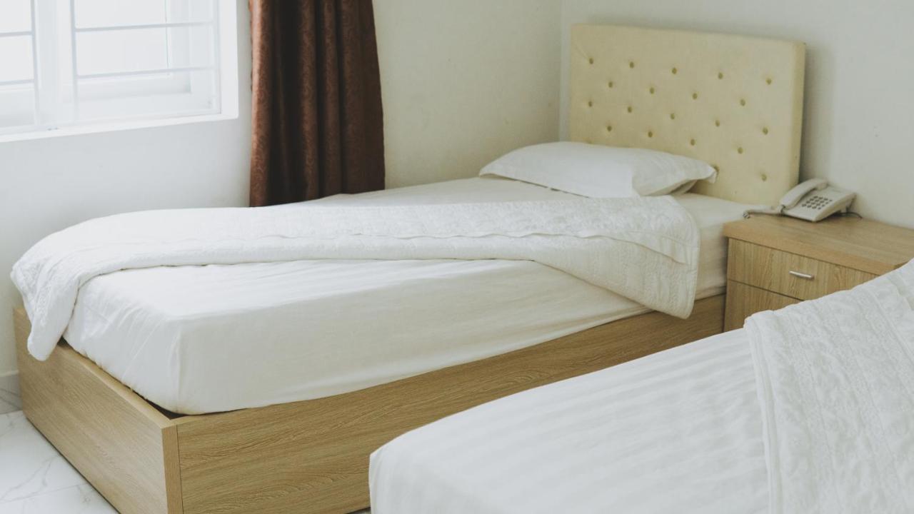 Hoang Ngan 2 Hotel - Tp. Вінь Екстер'єр фото